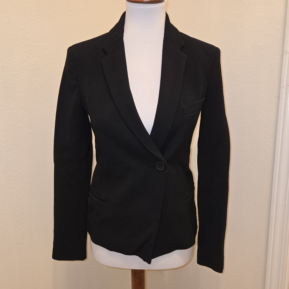 Gorgeous Maje Women's Black Blazer